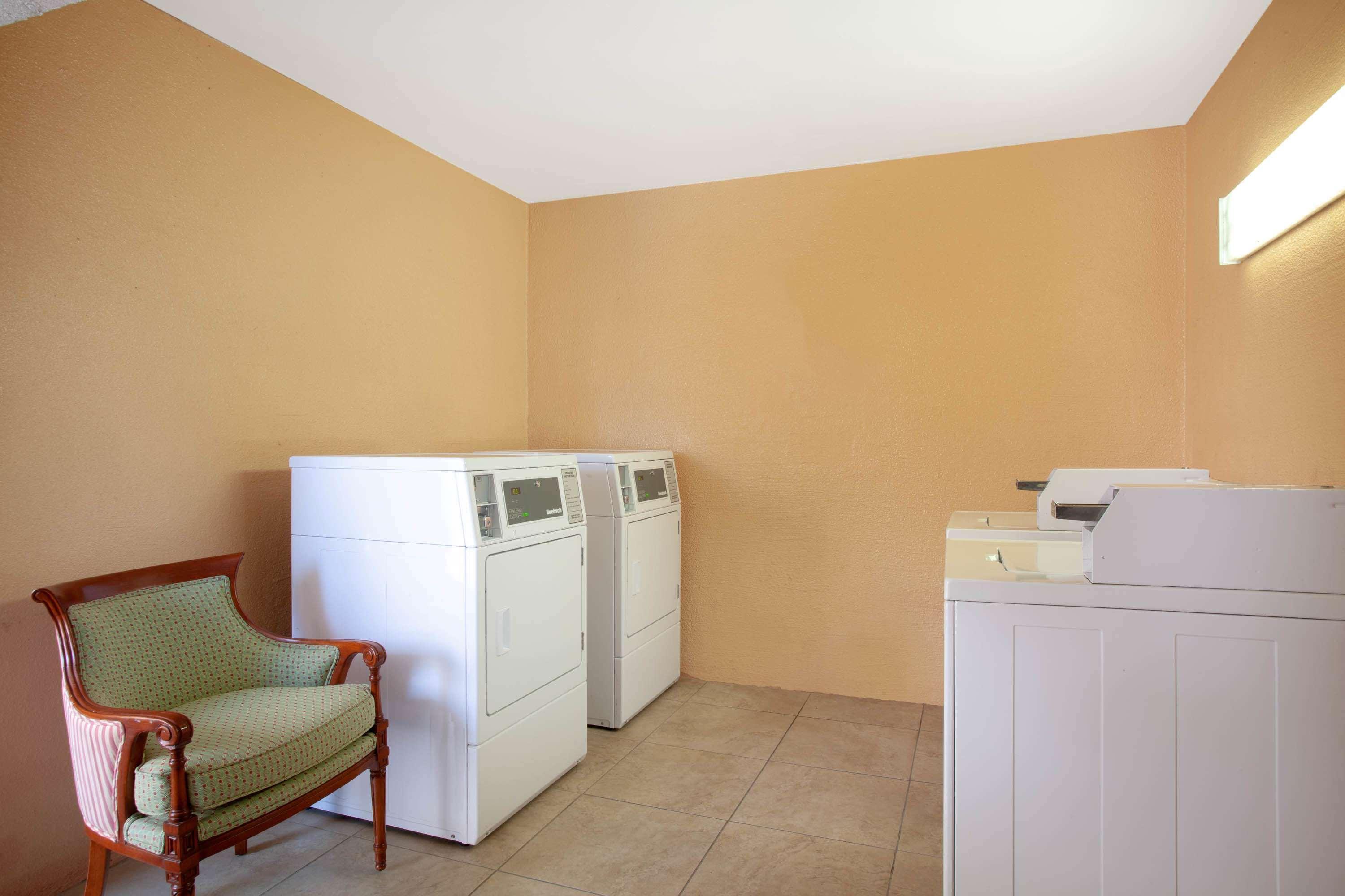 Stayable Kissimmee East Exterior foto